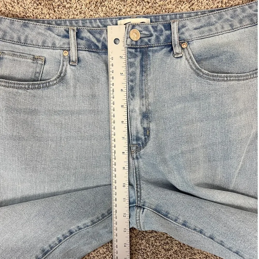 Seven7 Women's 12 Y2K Minimalist Staple‎ Soft Norm Loose Straight Denim Jeans